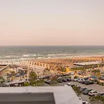 Onix Infinity Pool & 195 شقة Năvodari