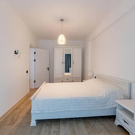 Appartement Onix Infinity Pool & 195 Năvodari