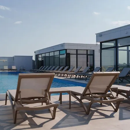 Appartement Onix Infinity Pool & 195 *